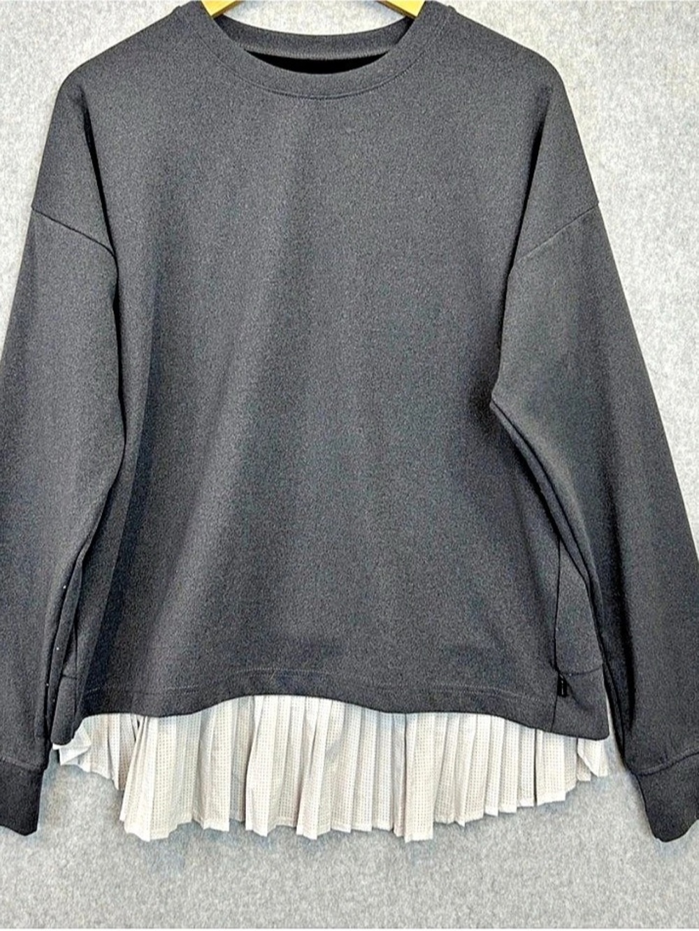 MPG Sport Athletic Long-Sleeve Pleated Hem Performance Sweatshirt